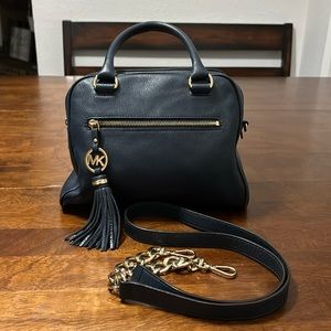 MICHAEL KORS Med Navy Dome Shape Pebbled Leather Chain Handle Shoulder Bag